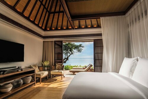 Внешний вид отеля Four Seasons Resort Bali at Jimbaran Bay в Джимбаране, фото 3