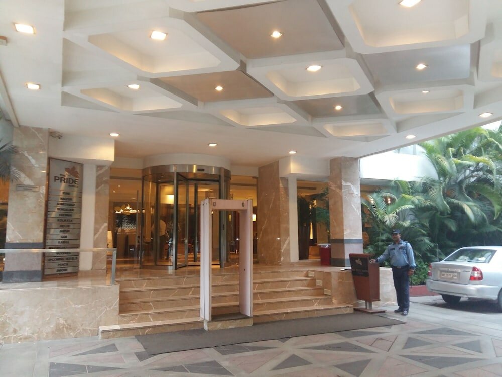 Фото отеля 2