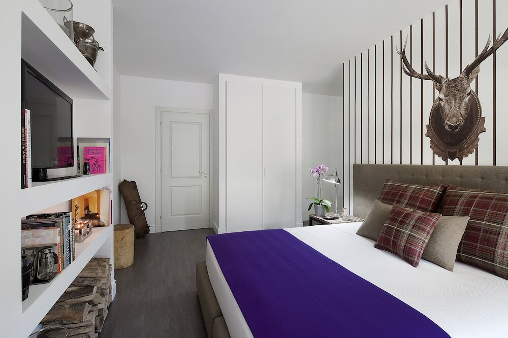 Фото Aethos Milan