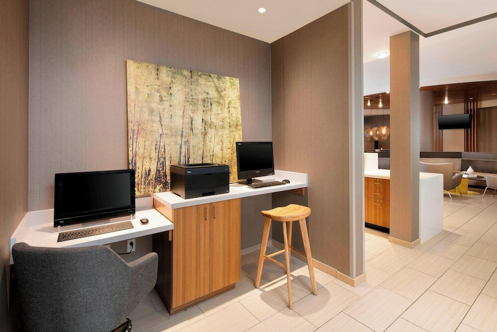 Фото SpringHill Suites by Marriott Indianapolis Downtown