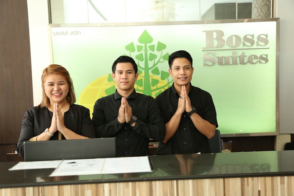 Фото Boss Suites Nana Hotel