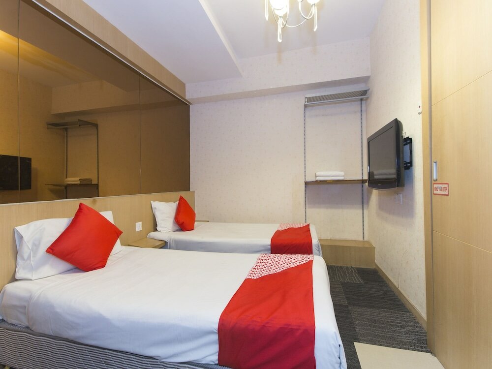 Фото The Crown Borneo Hotel