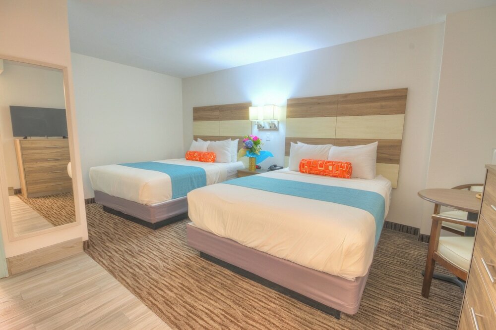 Фото Royalton Motor Hotel