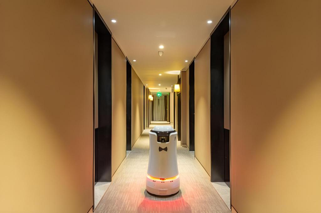 Фото Homeinn Plus Hotel (Beijing Guomao Heshenghui)