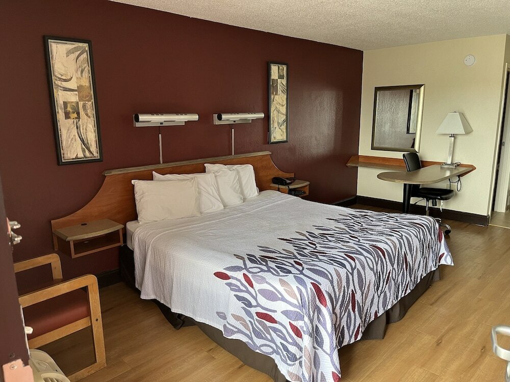 Фото Red Roof Inn Virginia Beach - Norfolk Airport