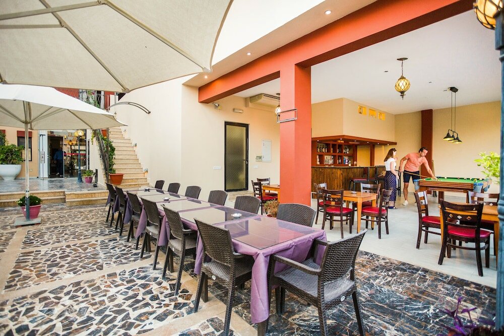 Фото Grand Madaba Hotel