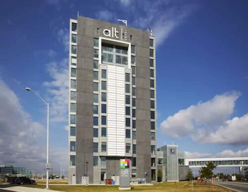Внешний вид отеля Alt Hotel Toronto Airport в Миссиссоге, фото 1