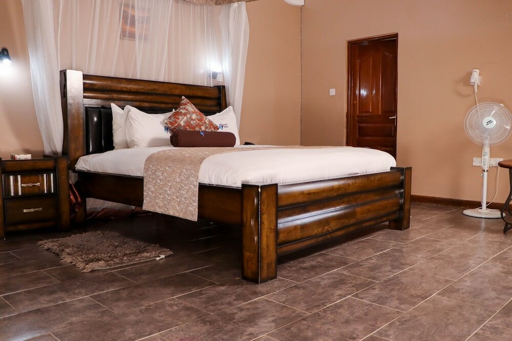 Фото 67 Airport Hotel