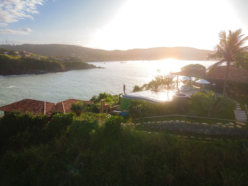 Фото Cliffside Luxury Inn