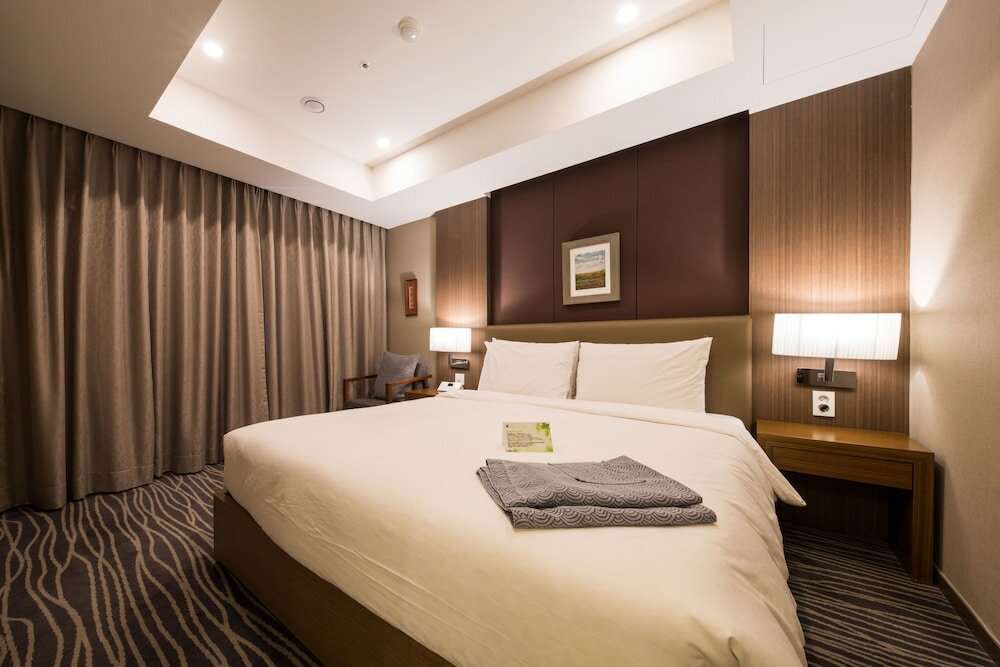 Фото Busan Business Hotel