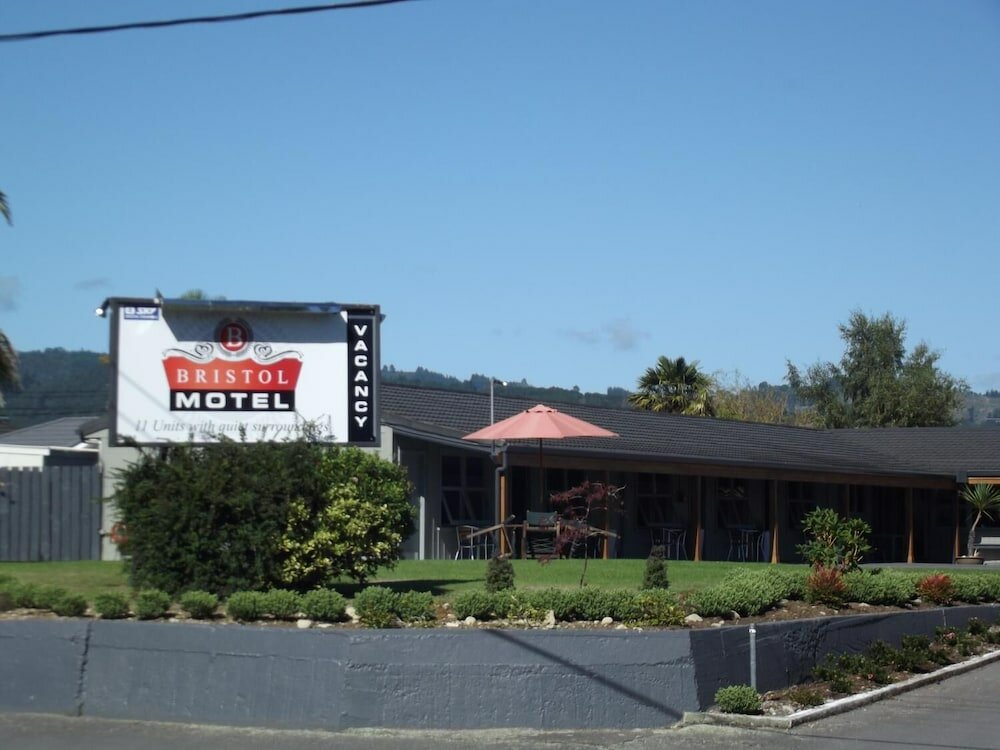 Фото Bristol Motel