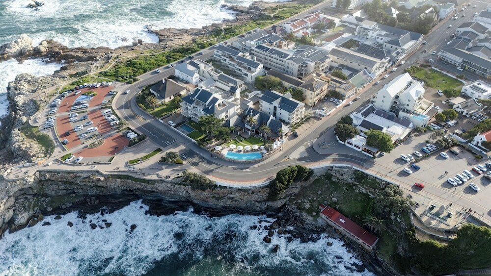 Фото Harbour House Hotel