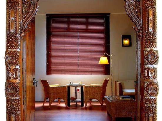 Фото Regency Country Club Apartments Suites