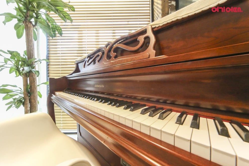 Фото Yongin Army Boutique