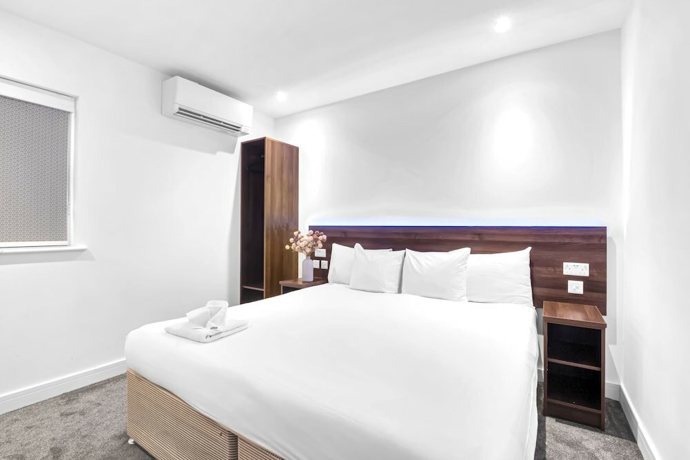 Фото Signature London