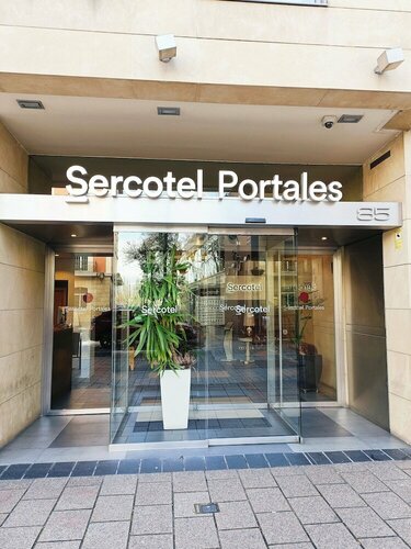 Гостиница Sercotel Portales в Риохе