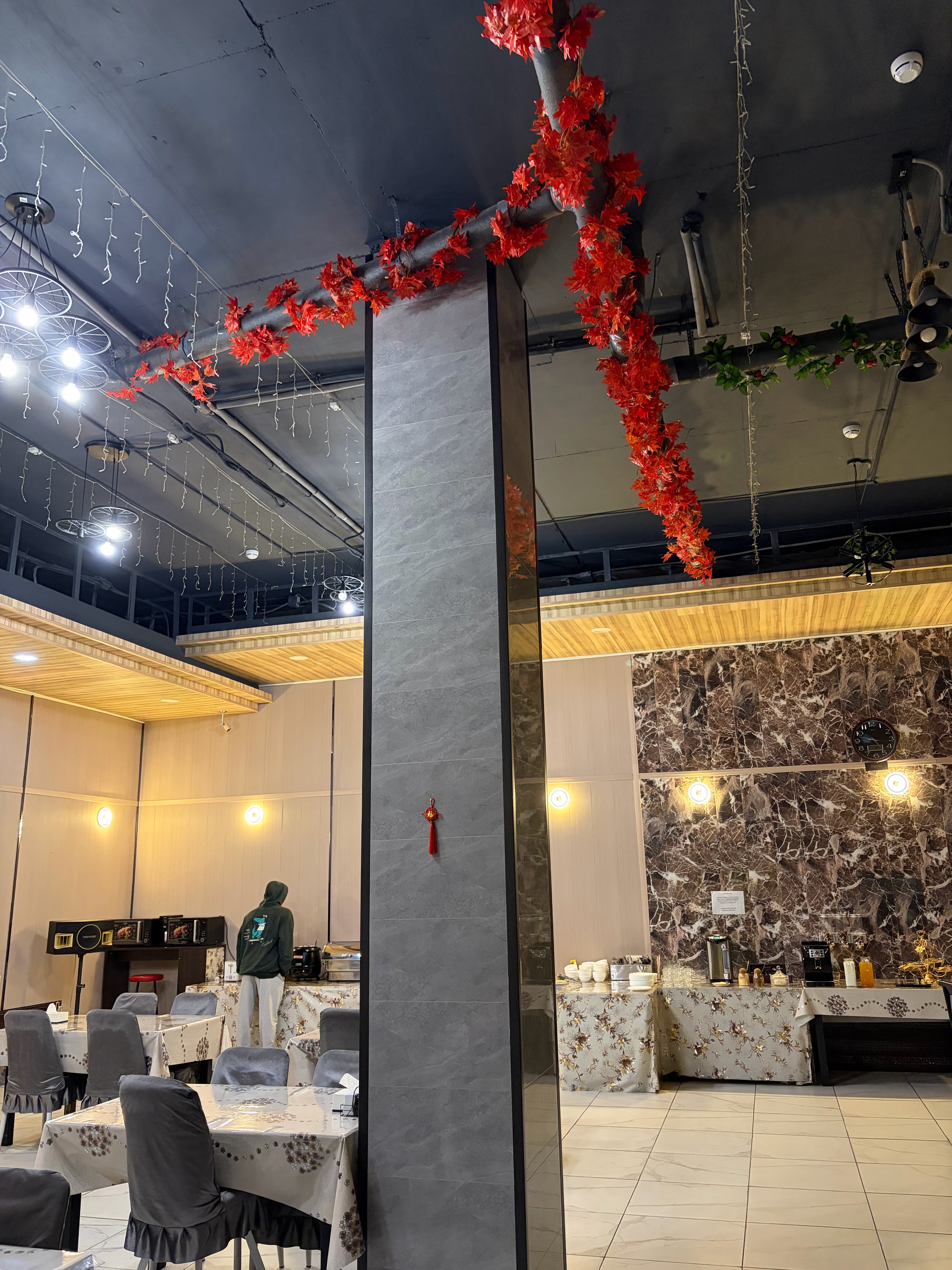 Фото Double L Hotel