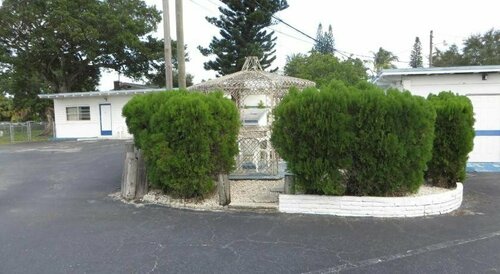 Гостиница Royal Palms Motel в Стюарте