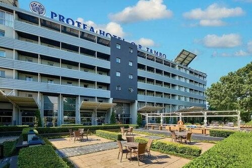 Внешний вид отеля Protea Hotel by Marriott O. R. Tambo Airport в Городе Метрополитенского Муниципалитете Экурхулени, фото 1