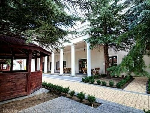 Гостиница Dworek Vesaria Hotel в Люблине