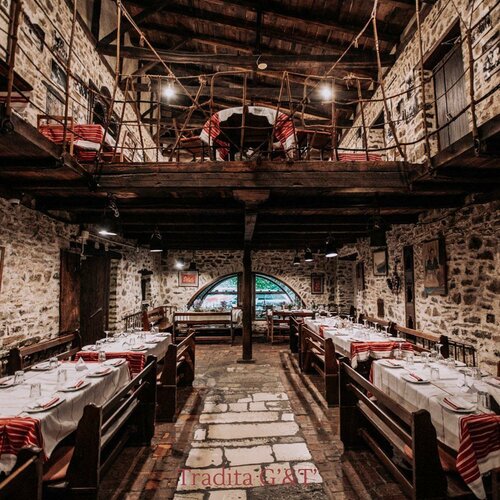 Гостиница Hotel Tradita Geg & Tosk в Шкодере