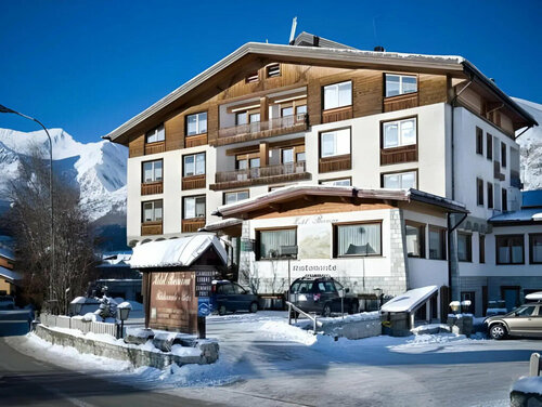 Гостиница Hotel Bernina в Ливиньо