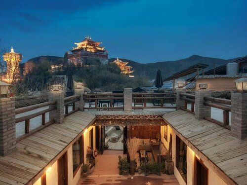 Shangri-La Xiangshe Yueli Boutique Inn
