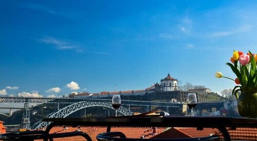 Внешний вид отеля The Editory House Ribeira Porto в Порту, фото 5