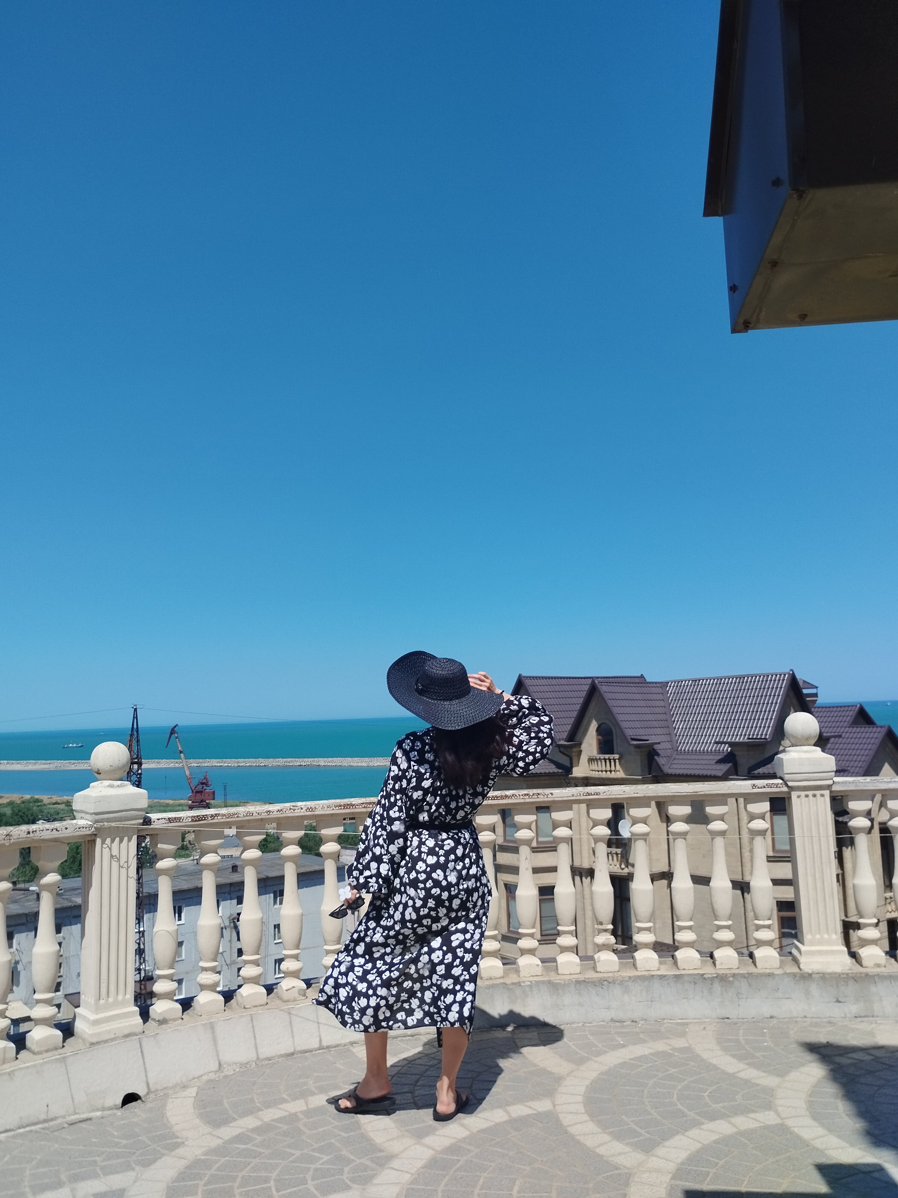 Фото Caspian House