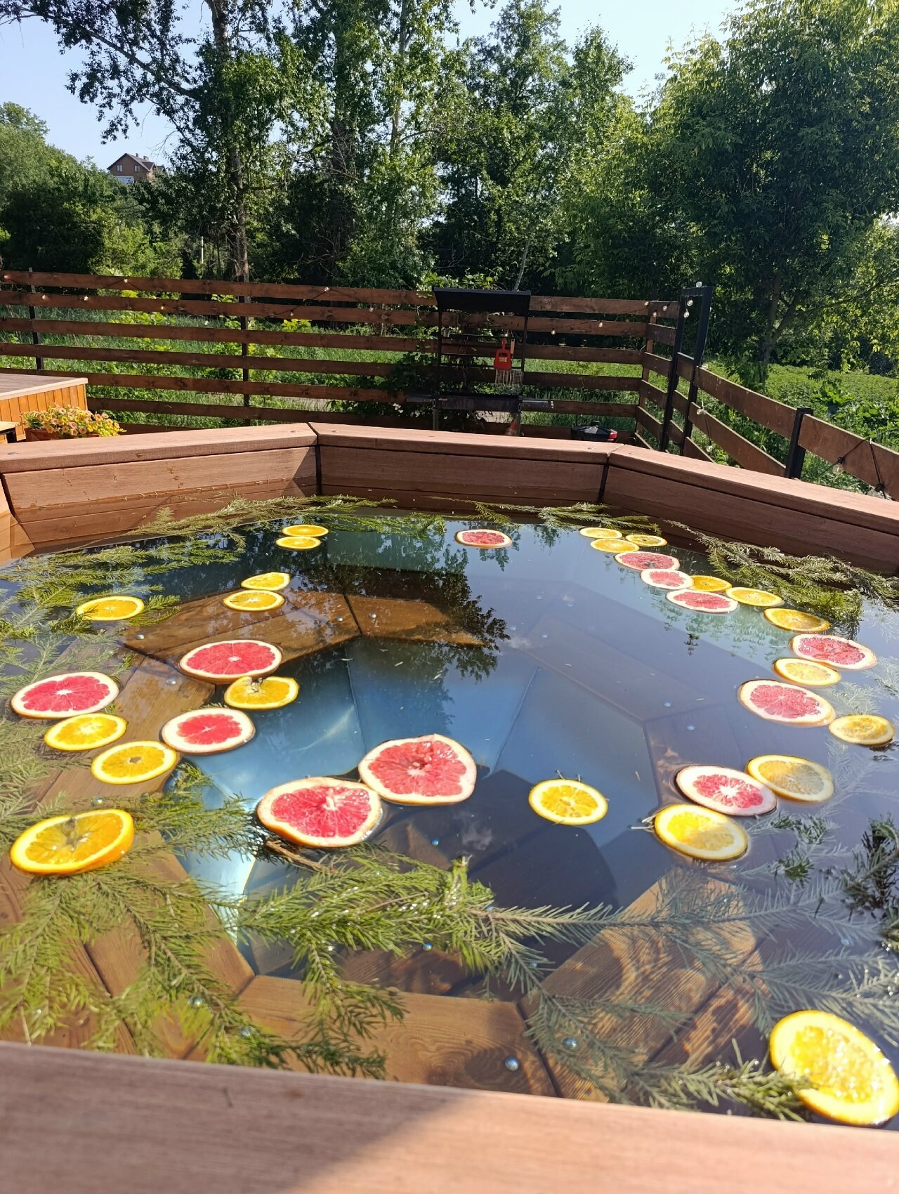 Фото Домик у озера