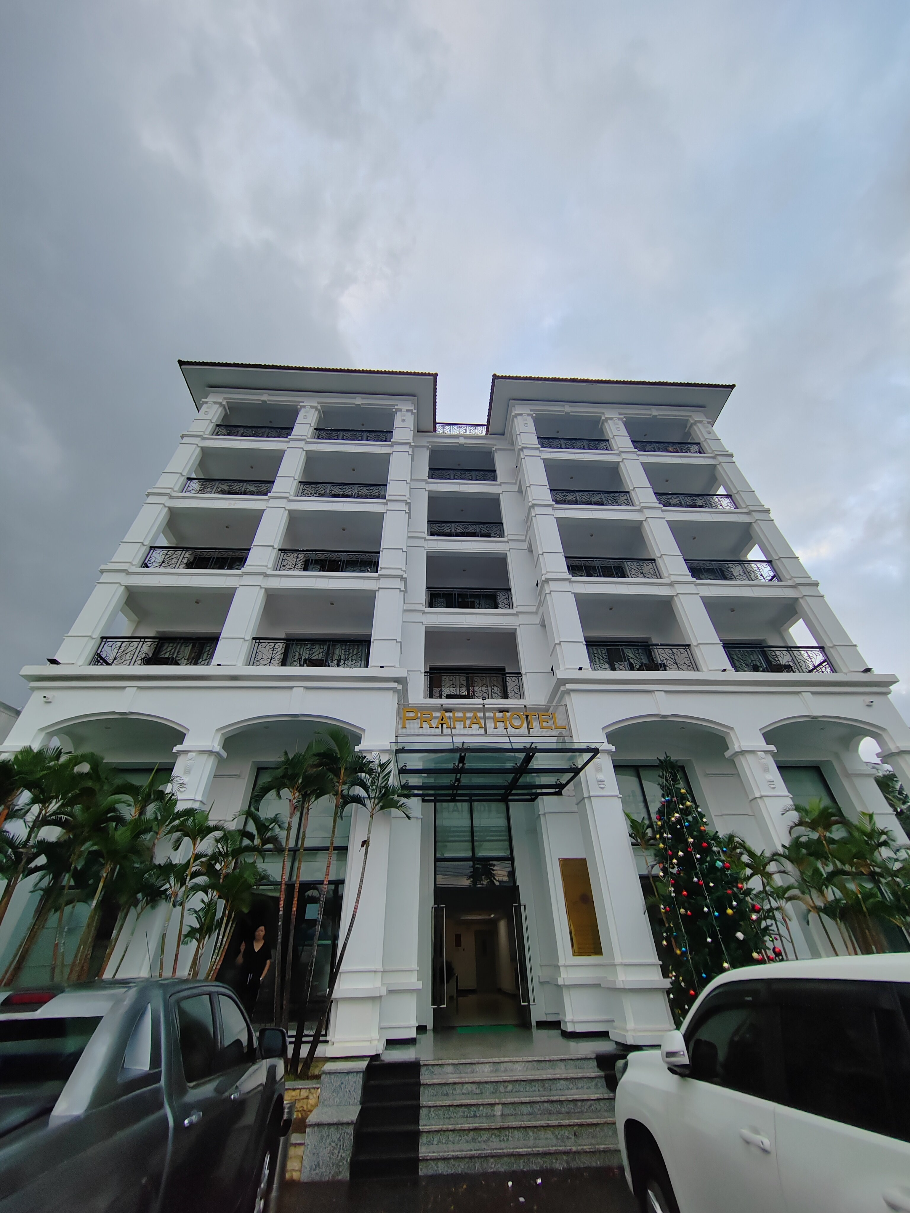 Фото Praha Hotel