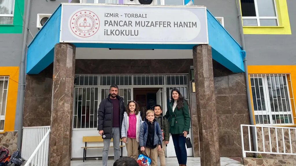 Primary school Pancar Muzaffer Hanim Primary School, Torbali, photo