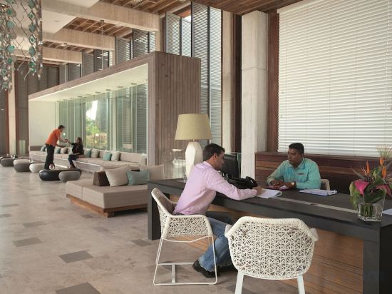 Фото Long Beach A Sun Resort