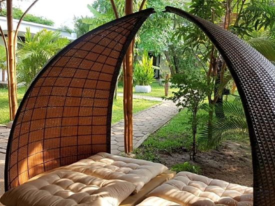 Фото Sahaa Beach Resort