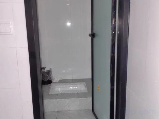 Фото Jiangyang Business Hotel (Shanghai Jiamusi Road)