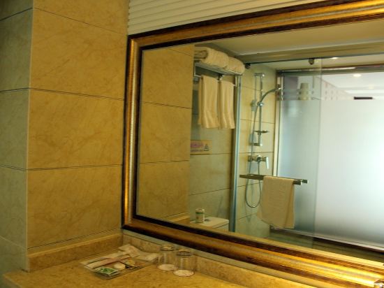 Фото West Ring Hotel Chengdu Women and Children Hospital Zhongba Subway Station