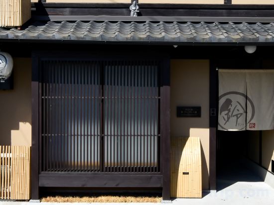 Фото Rinn Premium Yae