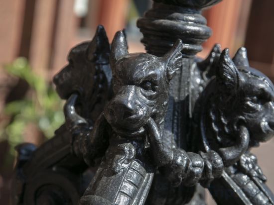 Фото The Crown London