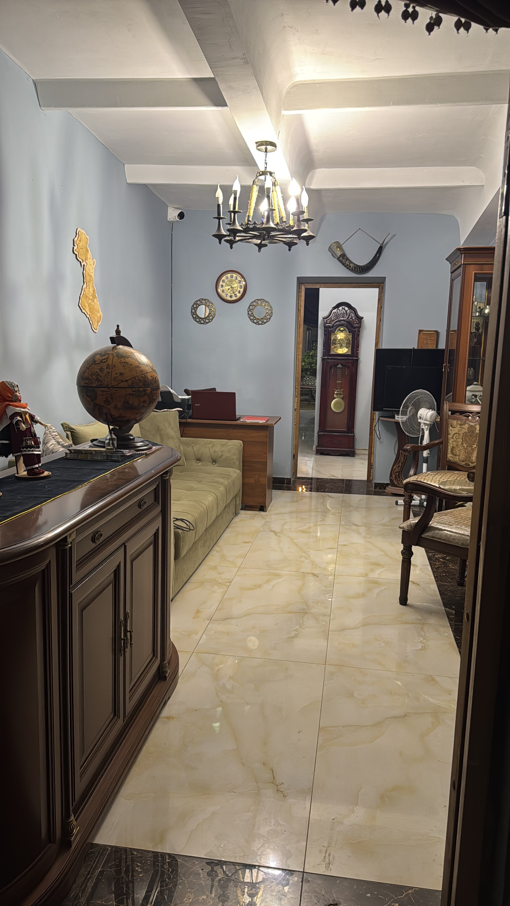 Фото Кади-Хан