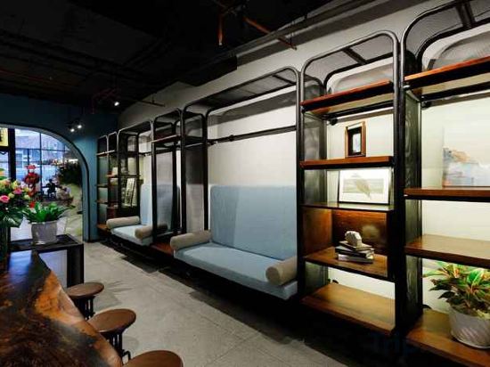 Фото Em Oi Hotel