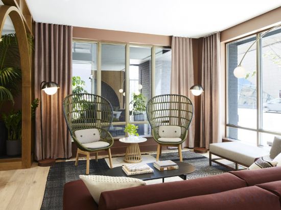 Фото Kimpton Saint George Hotel