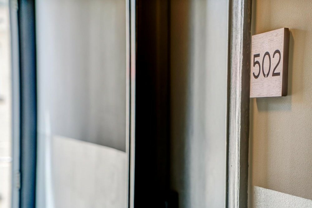 Фото The Bartlett Hotel and Guesthouse