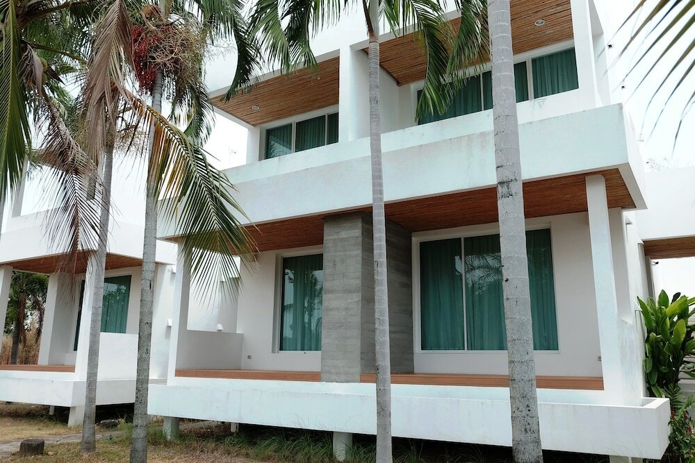 Фото Ohana Resort and Restaurant