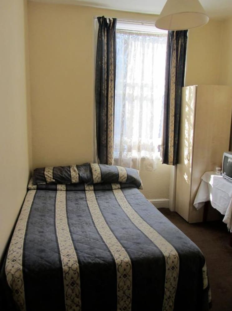 Фото Goodwood Hotel