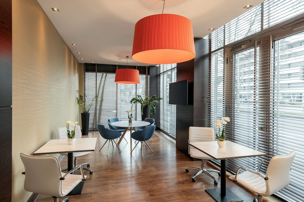 Фото NH Danube City