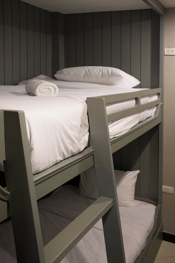 Фото The Secret Service Hotel