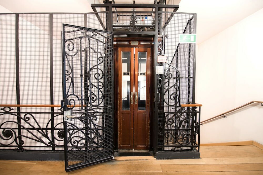 Фото Icon Wipton