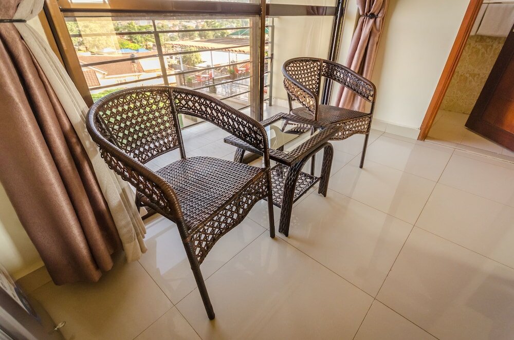 Фото Marie's Royale Hotel