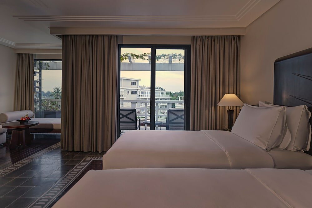 Фото Azerai La Residence Hue