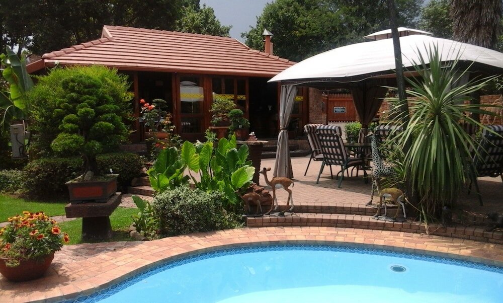 Фото Aark Guest Lodge